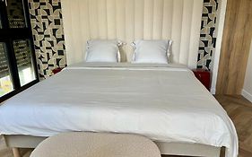 Spa et Sauna Luxueux Hyper centre avec Parking gratuit
